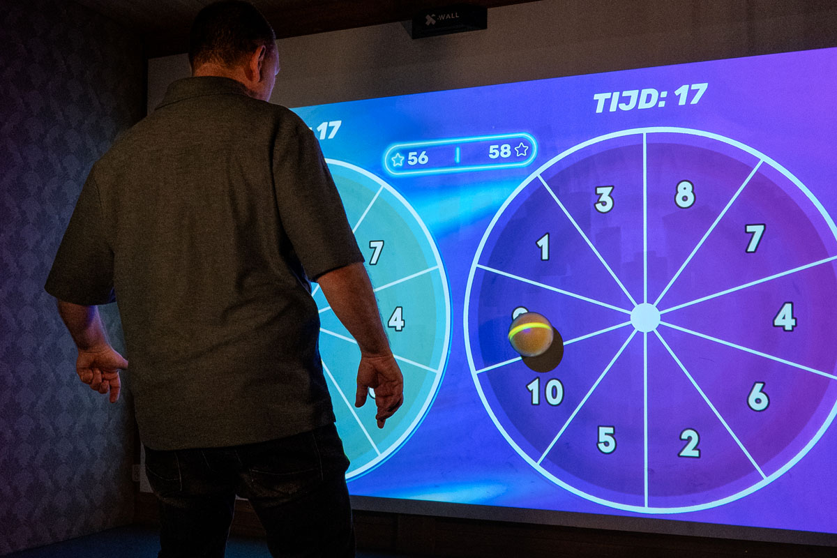 X-Wall spel met bal